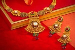antique gold necklace