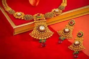 antique gold necklace