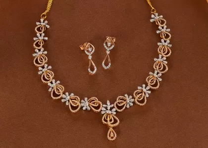 Daily wear diamond necklace
