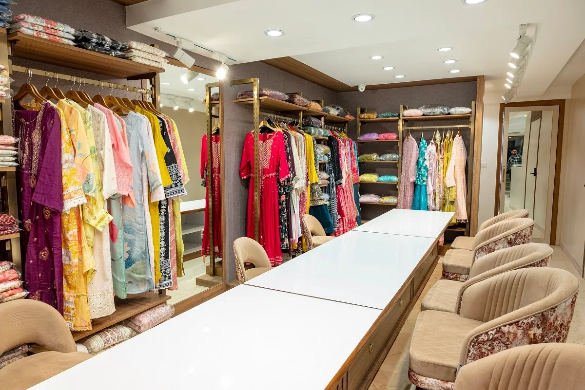 Kashmiri Sons dehradun