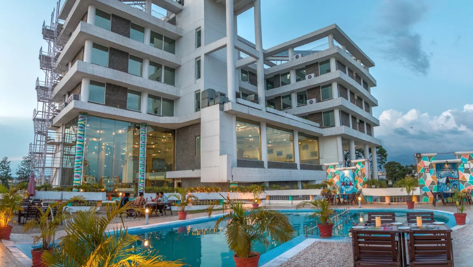 Pride Premier Solitaire in Dehradun 